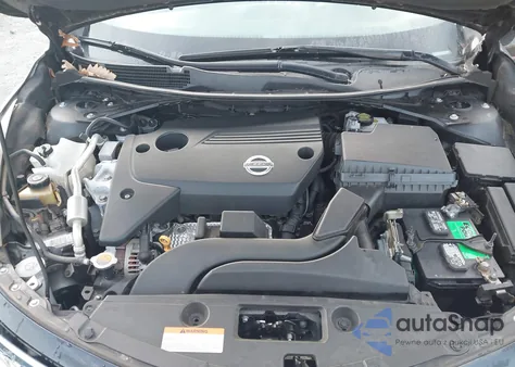 2013 Nissan Altima 2.5 Sv z USA, uszkodzony, nr VIN 1N4AL3AP8DC137089